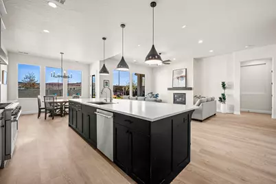 3071 Woodrow Ln, Washington, UT 84780 - Photo 15