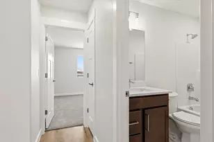 3887 N Hawks Landing Lp, Enoch, UT 84721 - Photo 35