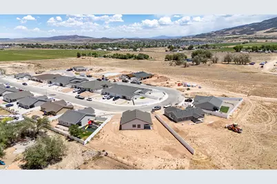 3887 N Hawks Landing Lp, Enoch, UT 84721 - Photo 45