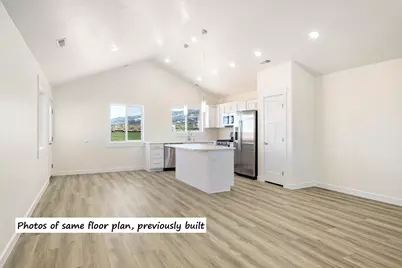 3887 N Hawks Landing Lp, Enoch, UT 84721 - Photo 3