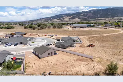 3887 N Hawks Landing Lp, Enoch, UT 84721 - Photo 39