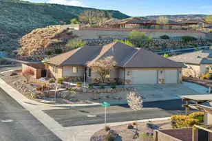 1907 North Creekside Court, Washington, UT 84780 - Photo 1