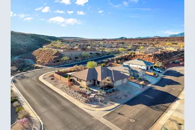 1907 N Creek Side Ct, Washington, UT 84780 - Photo 59