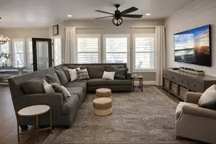 211 E Swallowtail Ln, Washington, UT 84780 - Photo 3