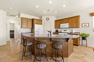 1360 W Ambassador Dr, Saint George, UT 84790 - Photo 13