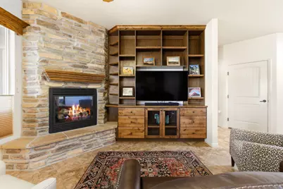 1360 W Ambassador Dr, Saint George, UT 84790 - Photo 11