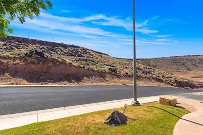 250 W 950 S, Saint George, UT 84770 - Photo 11