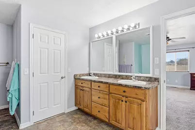 5222 N Tomahawk Dr, Enoch, UT 84021 - Photo 21