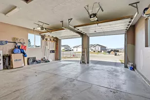 5222 N Tomahawk Dr, Enoch, UT 84021 - Photo 51