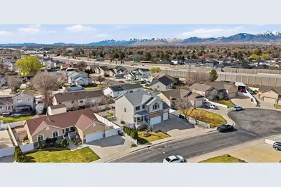 2293 August Farms Cir, West Valley, UT 84120 - Photo 29