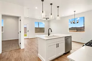 2663 E Suniva Way, Saint George, UT 84790 - Photo 11