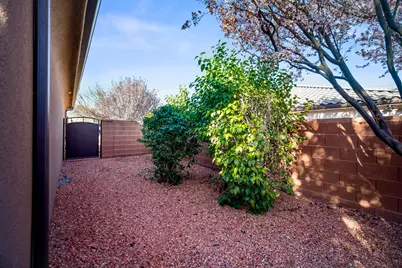 328 E Desert Gardens Ln, Ivins, UT 84738 - Photo 45