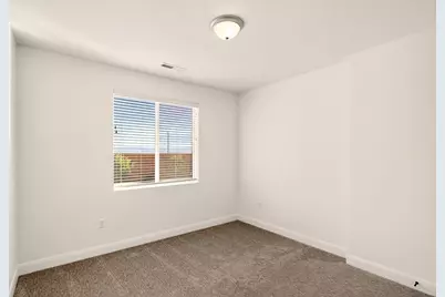 498 E Todd Place, Washington, UT 84780 - Photo 41