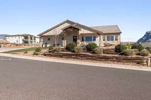 346 W Center St, Toquerville, UT 84774 - Photo 1