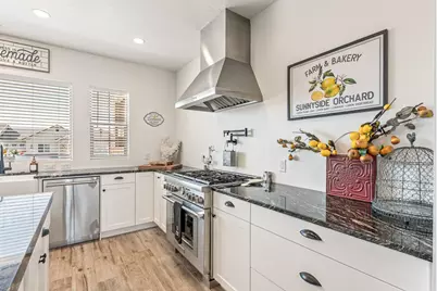 346 W Center St, Toquerville, UT 84774 - Photo 11