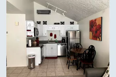 860 S Village Rd #B11, Saint George, UT 84770 - Photo 3