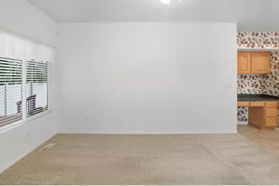 4602 Hathaway Dr, Roy, UT 84067 - Photo 29