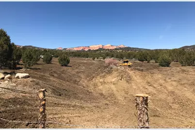 1520 Johnny Brown Parkway #24, Kanab, UT 84741 - Photo 5