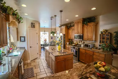 2317 Greystone Dr, Saint George, UT 84790 - Photo 9