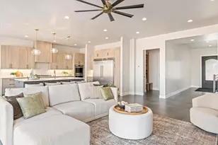 3121 E 2110 St S, Saint George, UT 84790 - Photo 13