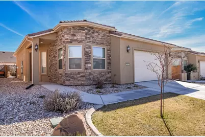 2365 W Cresent Heights Dr, Cedar City, UT 84720 - Photo 1