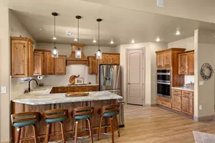 2703 S 2070 E, Saint George, UT 84790 - Photo 9