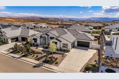 737 W Scenario St, Washington, UT 84780 - Photo 33
