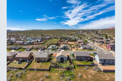 735 S Peachtree Dr, Toquerville, UT 84774 - Photo 69