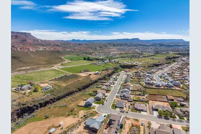 735 S Peachtree Dr, Toquerville, UT 84774 - Photo 89