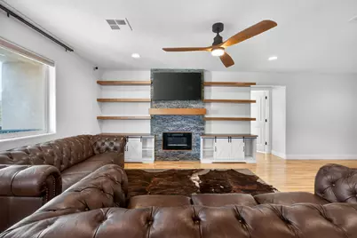 735 S Peachtree Dr, Toquerville, UT 84774 - Photo 15