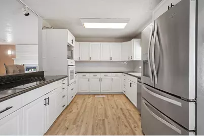 722 S Staheli Dr, Washington, UT 84780 - Photo 9