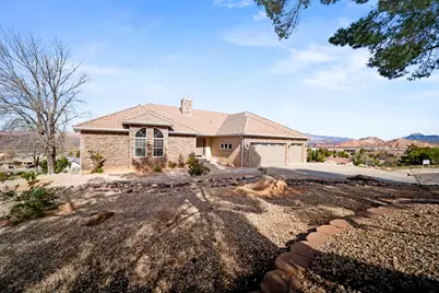 2541 W Spilsbury Ct, Hurricane, UT 84737 - Photo 17