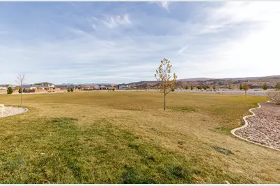 2798 E Smith Creek Dr, Washington, UT 84780 - Photo 37