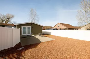 632 S Hillside Dr, Kanab, UT 84741 - Photo 41