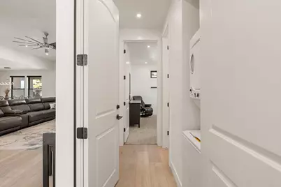 691 E Crew Ct, Washington, UT 84780 - Photo 41
