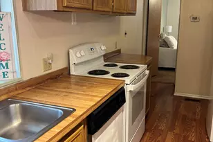 1360 N Dixie Downs Rd, Saint George, UT 84770 - Photo 11