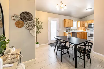 1393 N 2200 St W, Saint George, UT 84770 - Photo 7