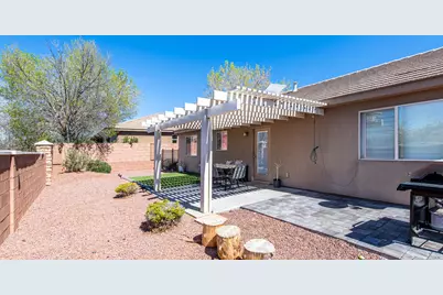 1393 N 2200 St W, Saint George, UT 84770 - Photo 19