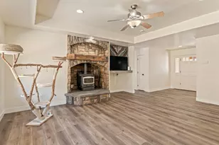 1892 N Golden Delicious Dr, Apple Valley, UT 84737 - Photo 15