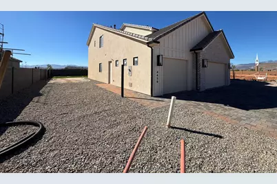 4456 S Climber Wharf Ln, Washington, UT 84780 - Photo 5