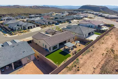 111 N Black Canyon Ave, Washington, UT 84780 - Photo 69