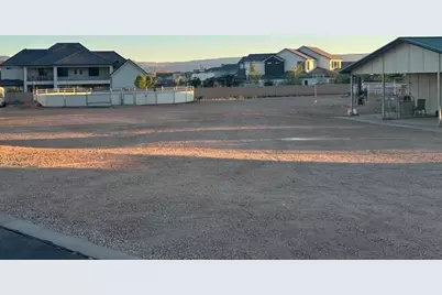 2821 S Little Valley Rd, Saint George, UT 84790 - Photo 7