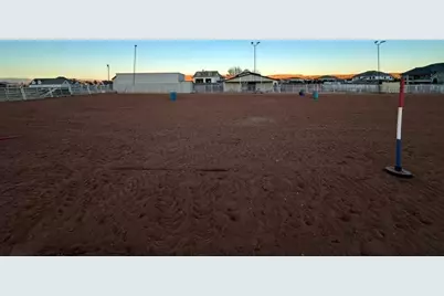 2821 S Little Valley Rd, Saint George, UT 84790 - Photo 15