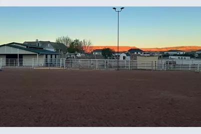 2821 S Little Valley Rd, Saint George, UT 84770 - Photo 19