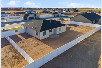 4968 N Remington Rd, Enoch, UT 84721 - Photo 3