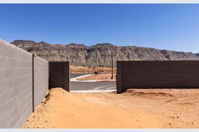 3967 S 2160 W, Hurricane, UT 84737 - Photo 37