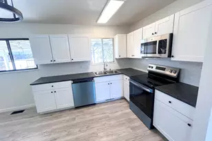 325 N 1500 W, Cedar City, UT 84721 - Photo 3