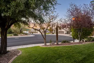 2251 S Coyote Lp, Washington, UT 84780 - Photo 11