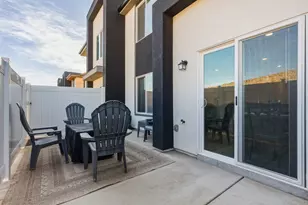 3329 E Big Bend Ln, Washington, UT 84780 - Photo 11