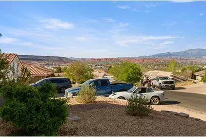 2282 S Pintura Dr, Saint George, UT 84790 - Photo 43